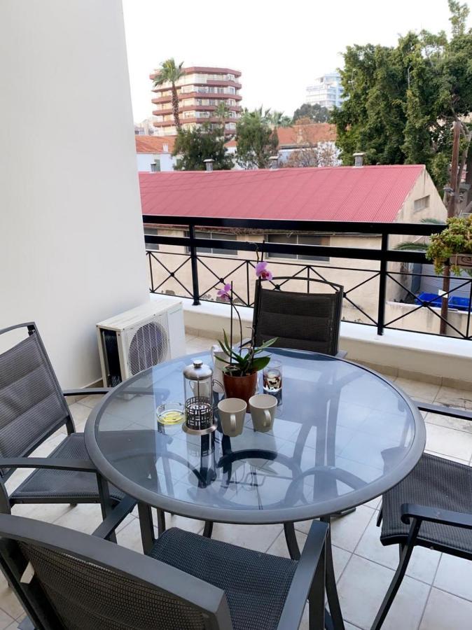 Larnaca Beach Apartment Exterior foto